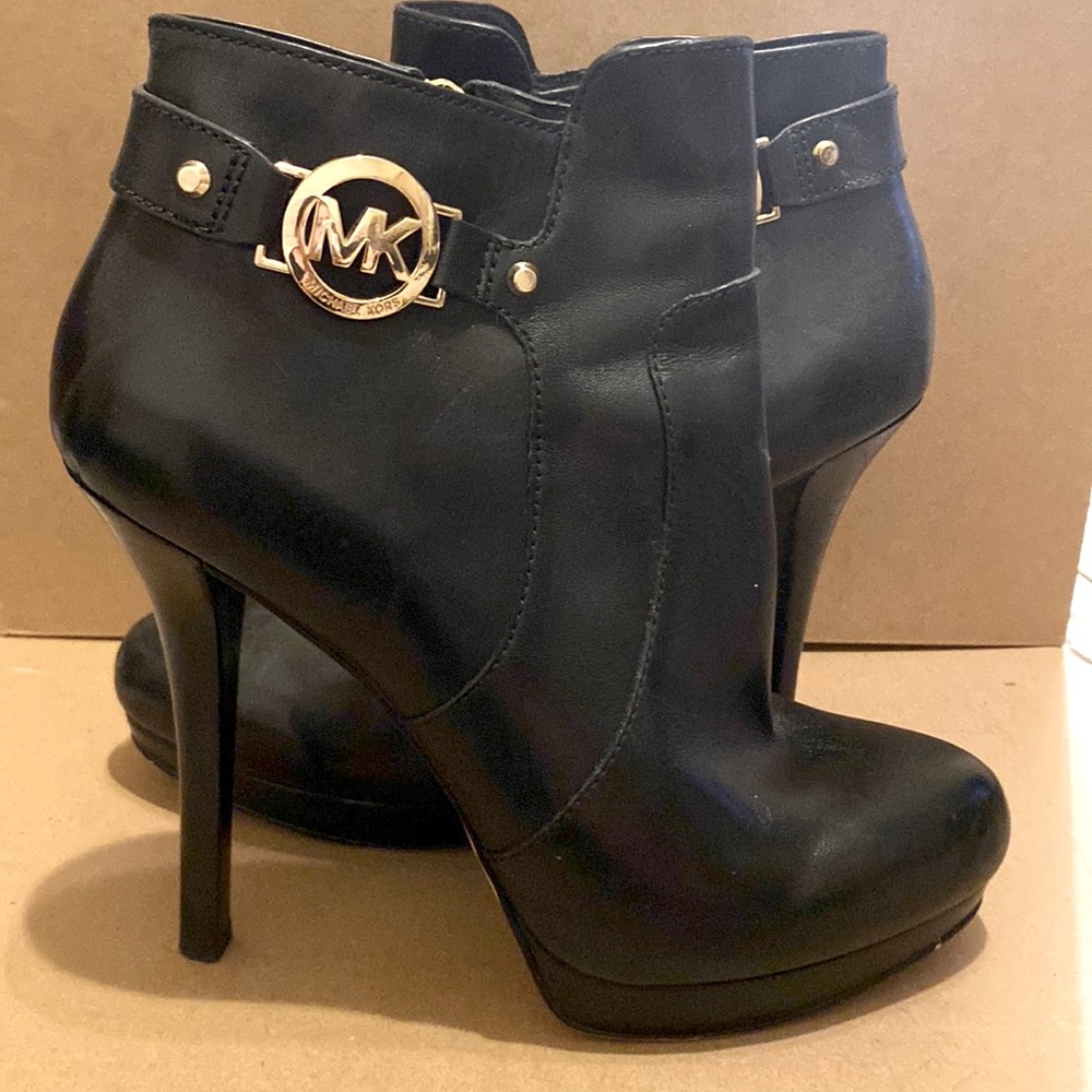 Michael Kors Black Leather Ankle Booties